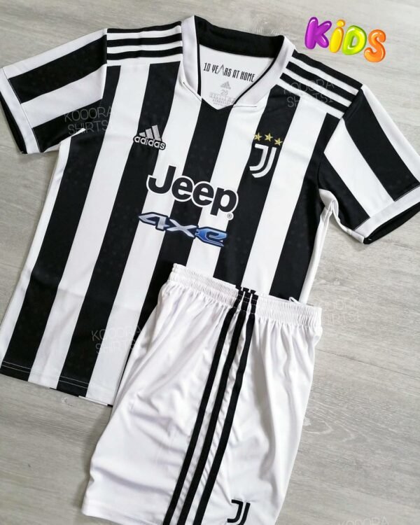 Juventus Home Kids kit 21/22 - Image 2