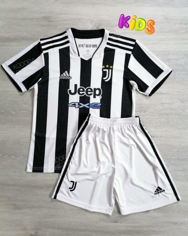 Juventus Home Kids kit 21/22