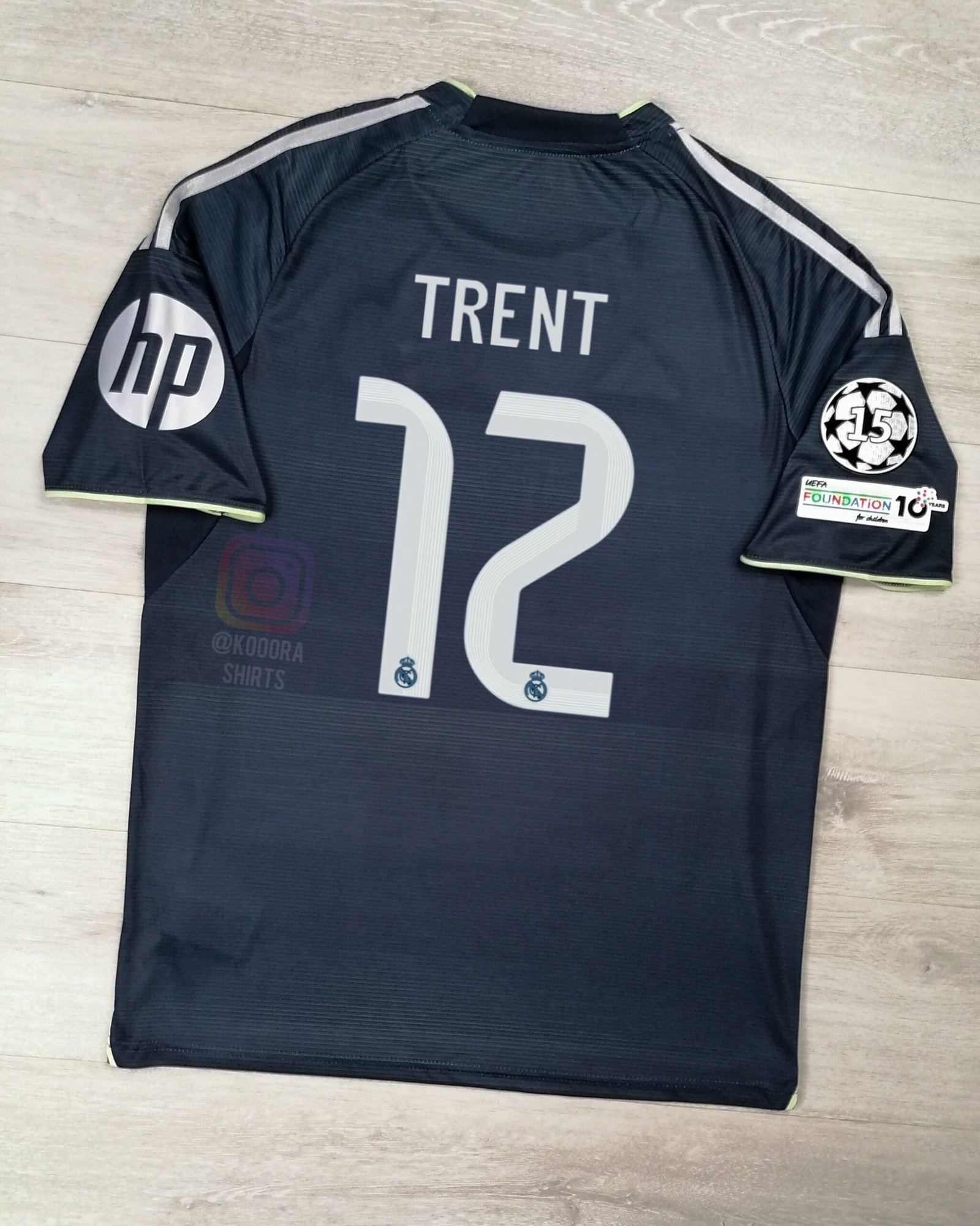 Real Away Jersey With Player Name & Patchs 25/26 - Image 4